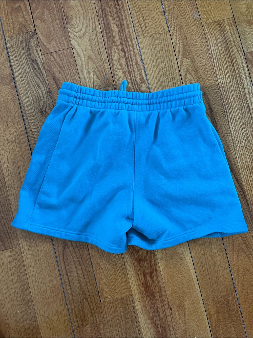 Aritzia Bright Turquoise Lounge Shorts - Picture 2 of 3